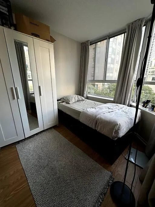 Best Location In Downtown- Walking To Eaton Centre, Nathan Phillips Square, Yonge-Dundas, Ikea,Transit Τορόντο Διαμέρισμα