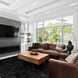 Cheerful 5 Bedroom House In Apartment Vancouver