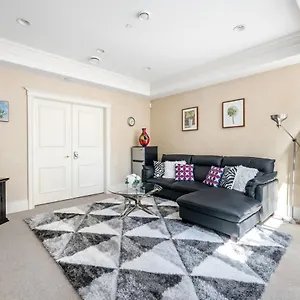 Cozy 3-bedroom In Holiday home Vancouver